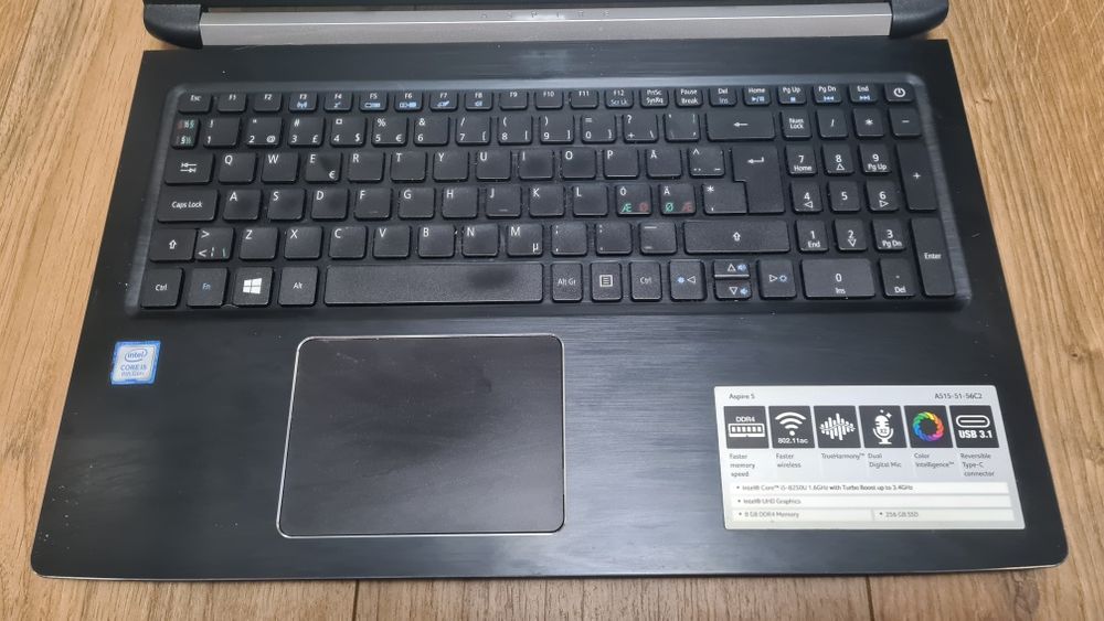 Acer Aspire A515 i5 8250u, 8 GB DDR4, ssd 256 gn