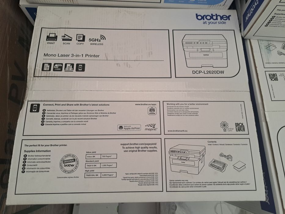 Vând imprimanta profesionala 3in 1 noua
