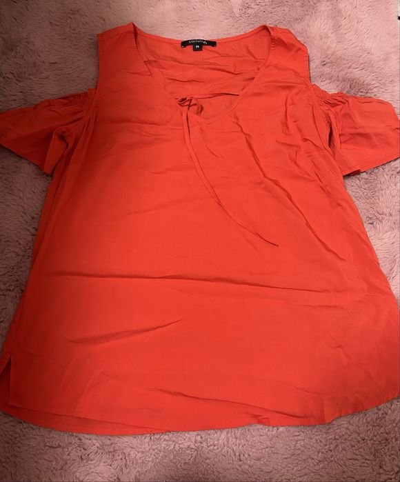 Tricou Comma marimea xs, nou