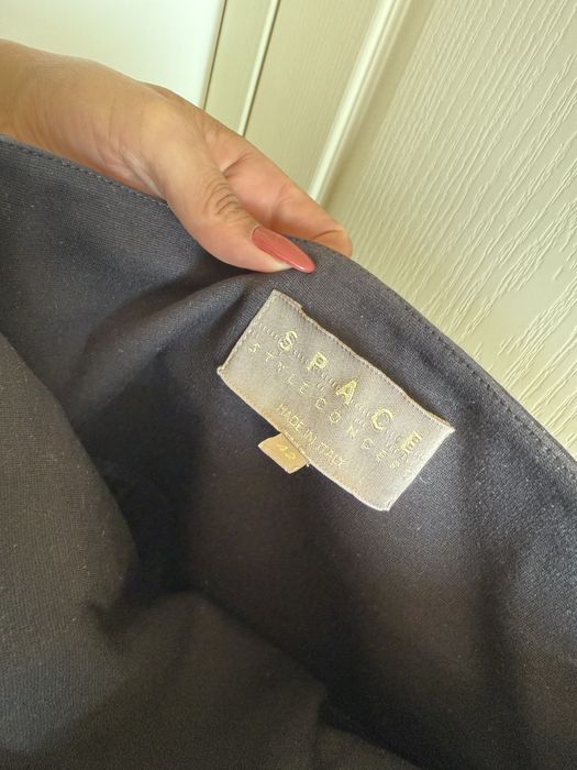 Продавам италианска рокля Space style concept