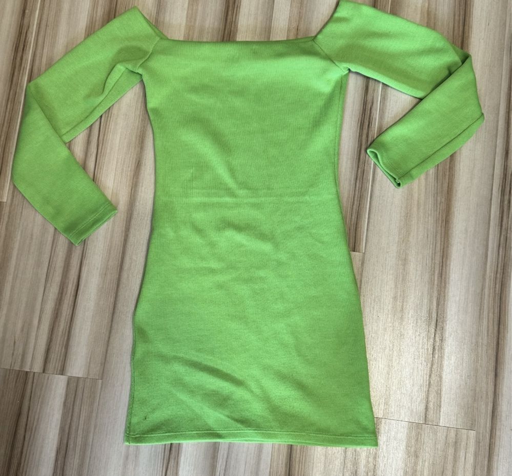 Zara рокли с етикет