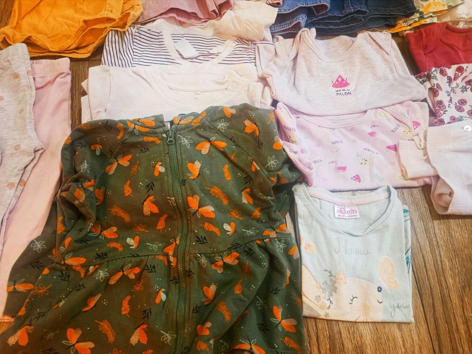 Lot hăinuțe 80-86 fetiță