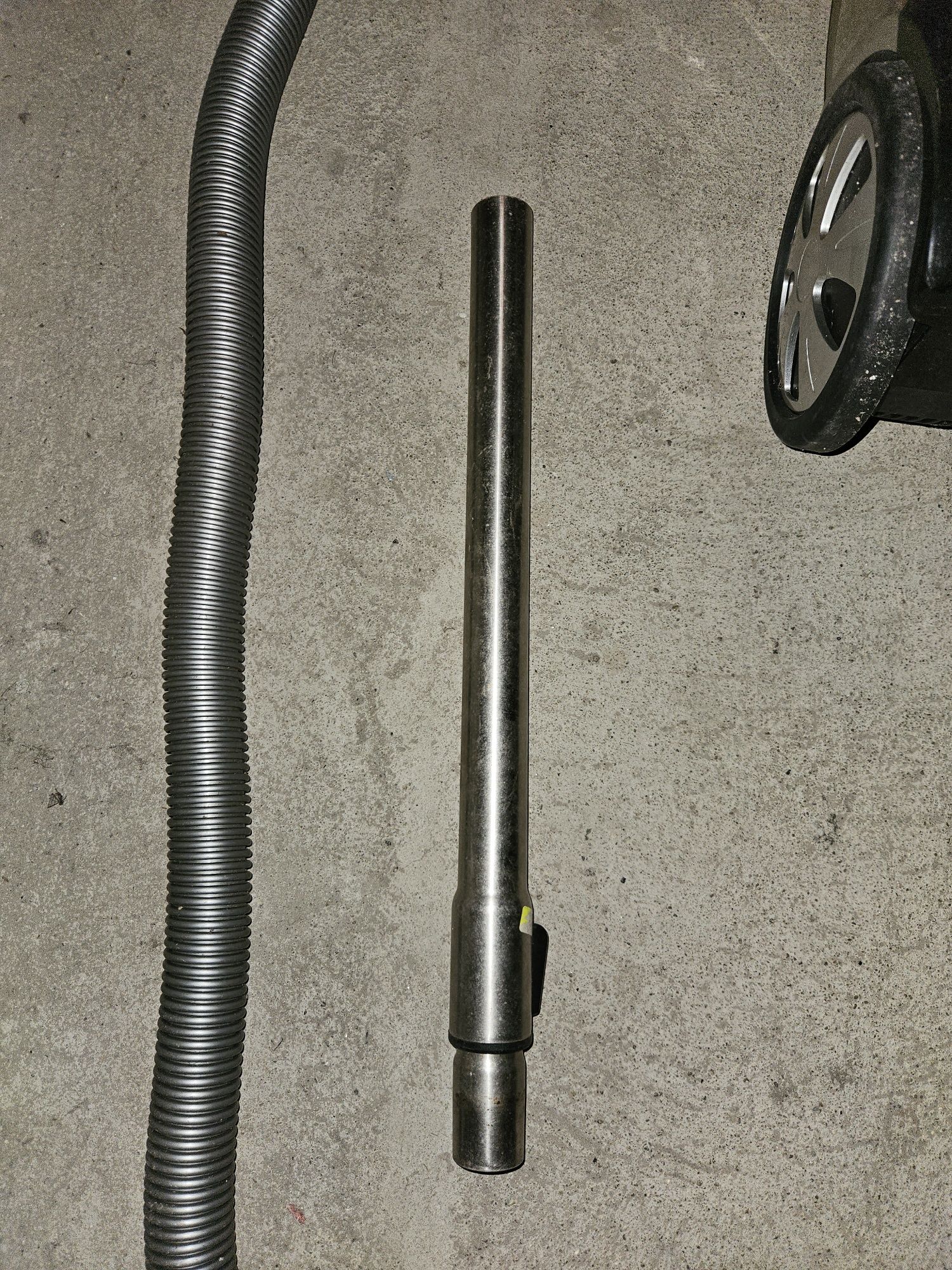 Прахосмукачка Rohnson Logik 2400W
