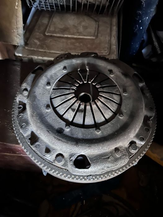 Продам запчасти на woltsvagen