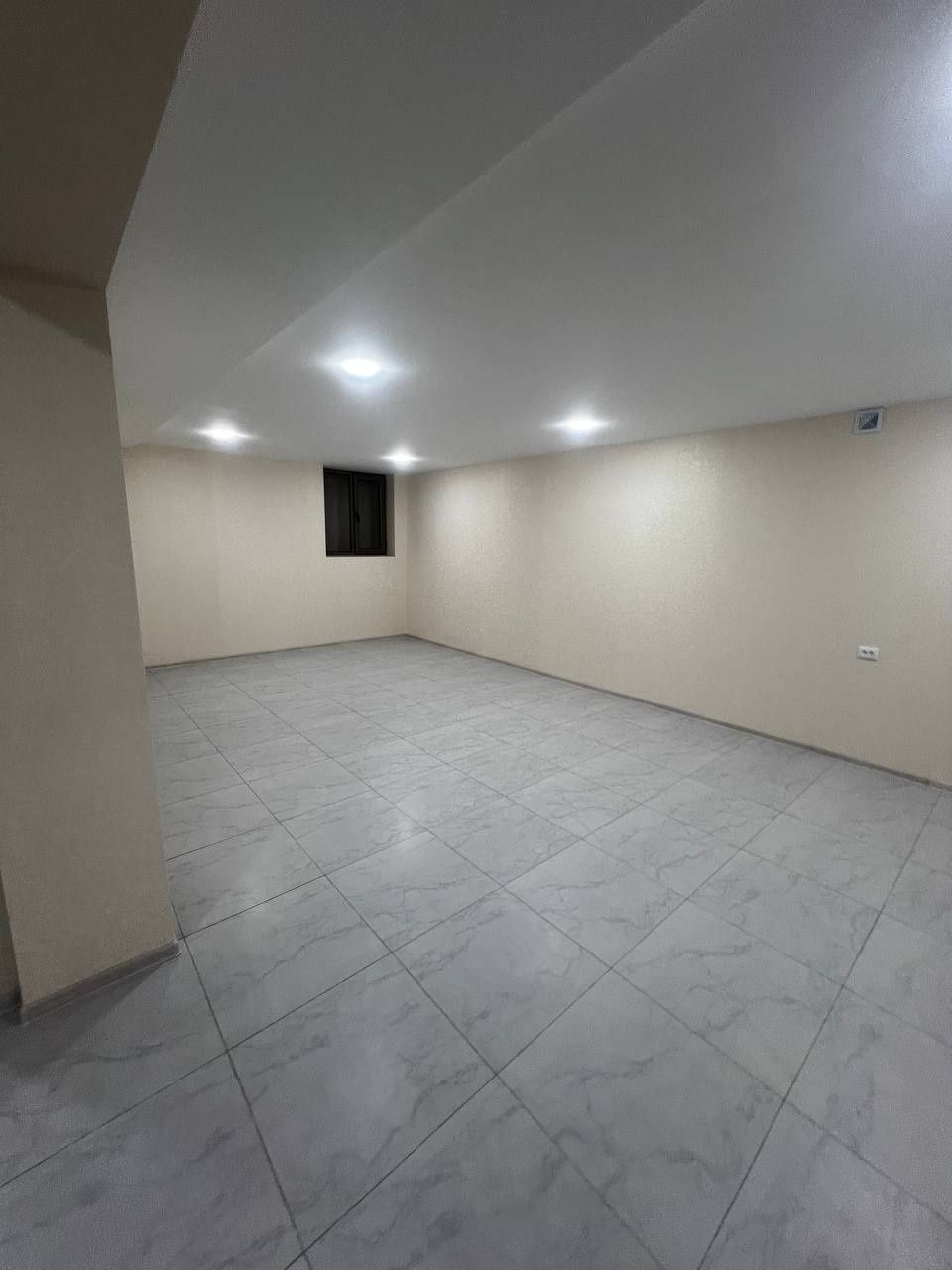 #Продажа
Юнусабад Фарогат Кулол махалля
Площадь 2,3 соток