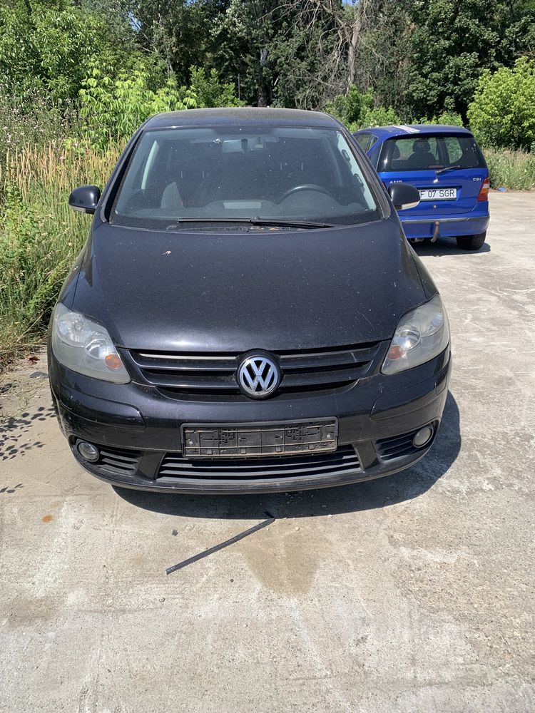 Bara fata VW Golf 5 plus