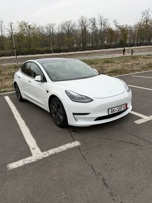 Tesla model 3 long range dual motor