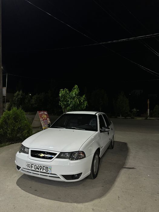 Nexia 2 1,6 lyuks