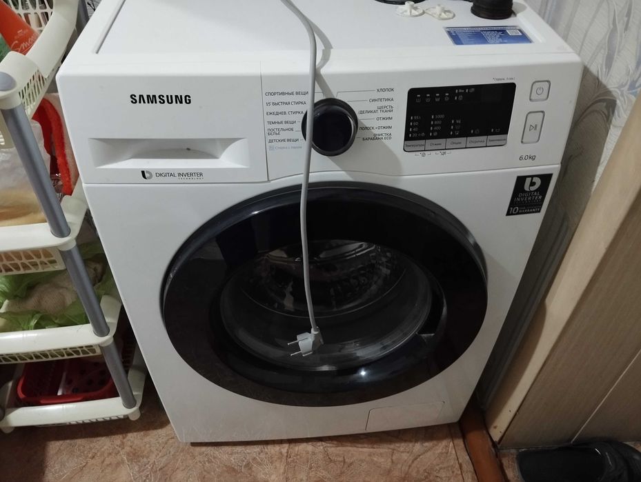 Продаю стиральную машину Samsung 6kg