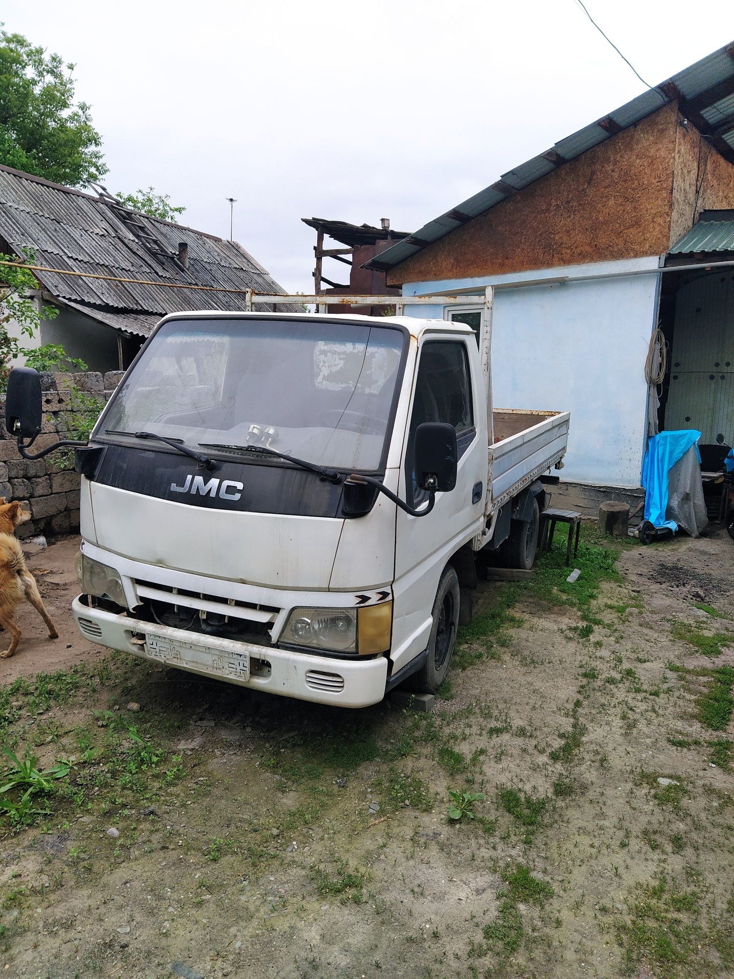 Подам автомобиль JMS 2006 ГВ. Двигатель 2.8