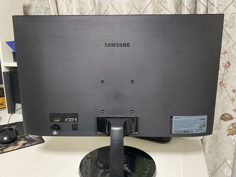 Samsung S22F350FH