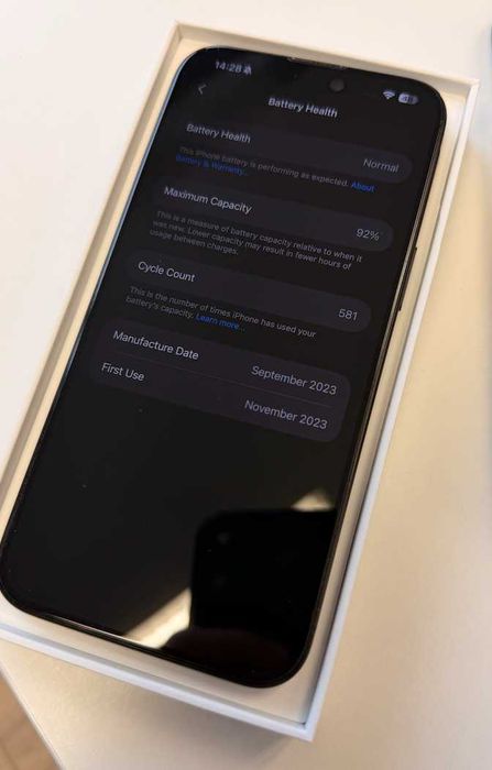 iPhone 15 Pro Max 256GB Titanium Black + Подарък 3 ПРЕМИУМ калъфи