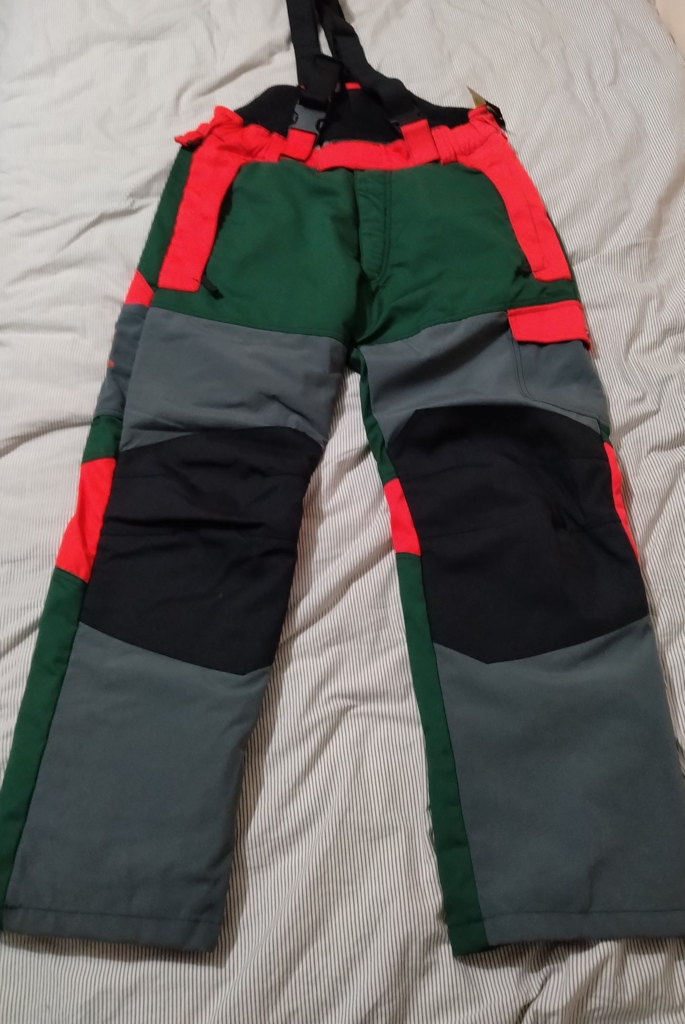Pantaloni protecție/drujbist/lucrător forestier