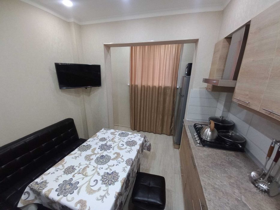 Сдам евро квартиру на Ойбек Шевченко