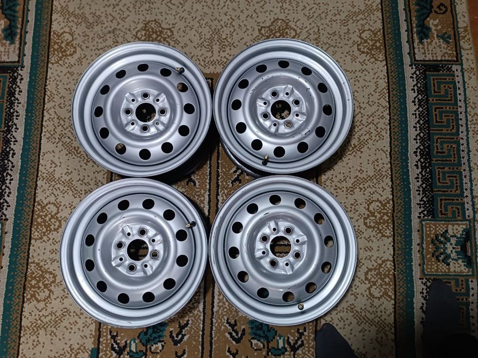 Продам диски оригинал.