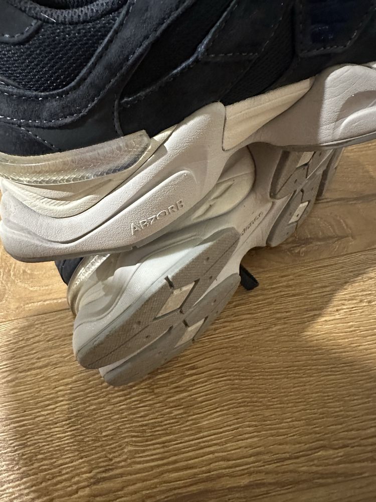 Маратонки New Balance 43