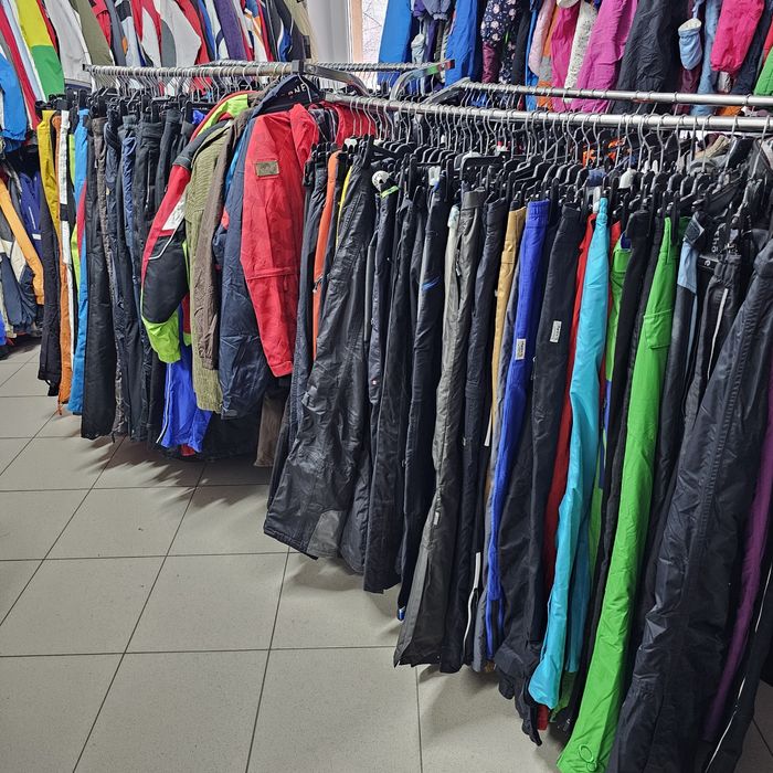 Pantaloni ski mai multe modele