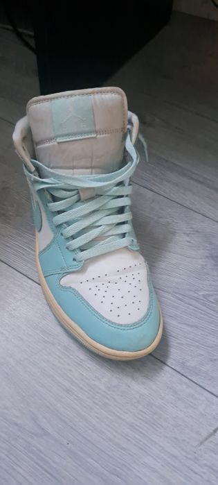 Adidași nike air jordan 1 mod ice blue