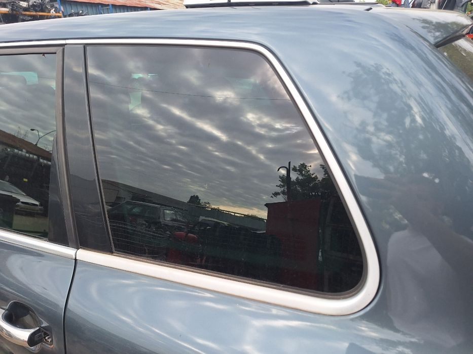 Geam lateral spate stanga VOLKSWAGEN TOUAREG 7LA, 7L6, 7L7 2002 - 2013