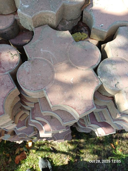 Pavele tip trefla 6cm -trafic greu - 120mp