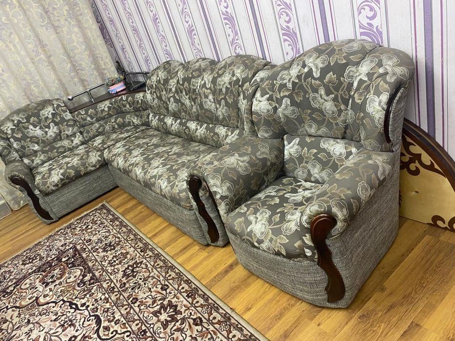 Продам диван и кресло