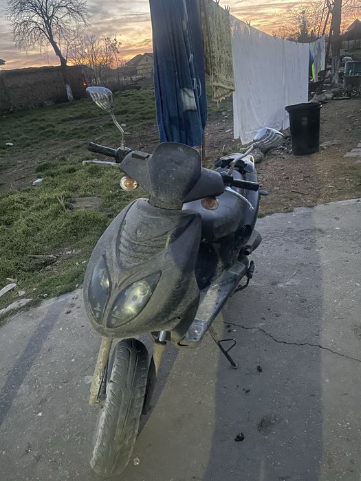 De vânzare scuter 49cc *cititi anunțul*