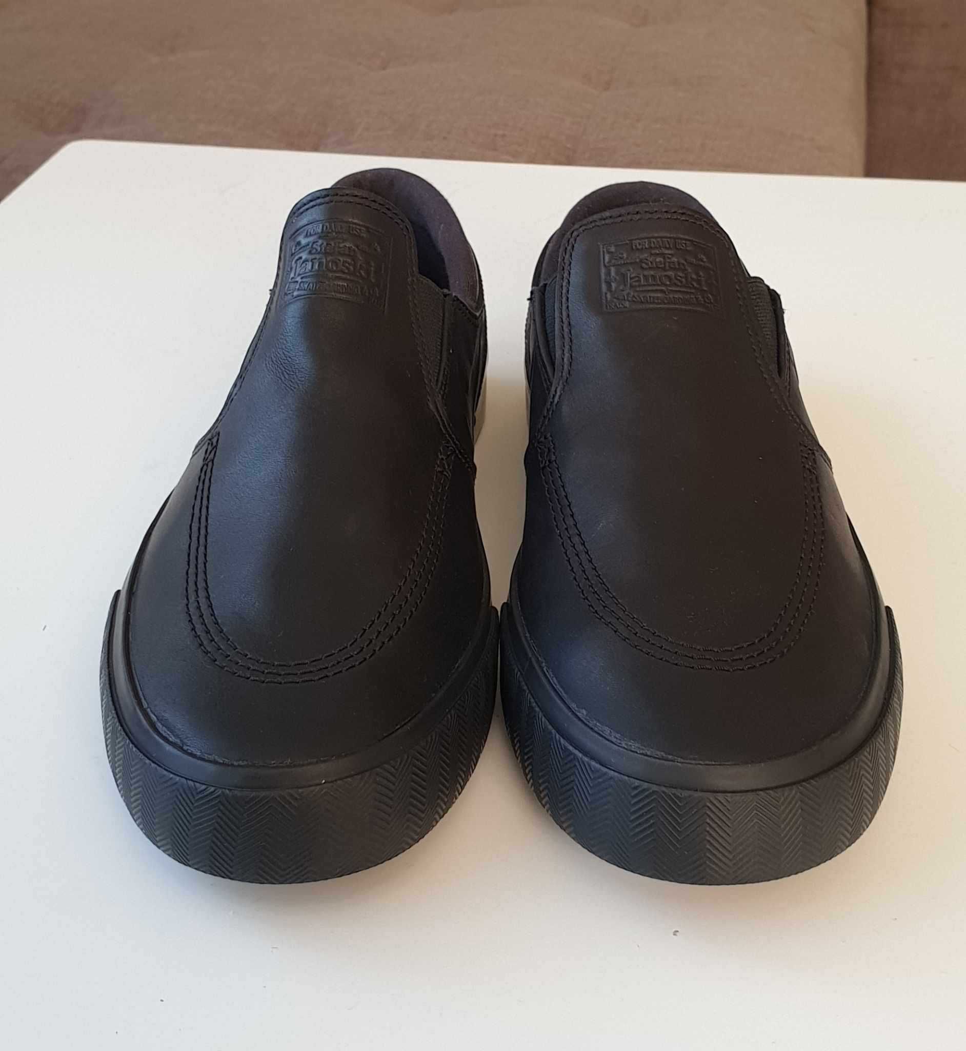 NIKE- Спортно- елегантни мъжки обувки от естествена кожа
