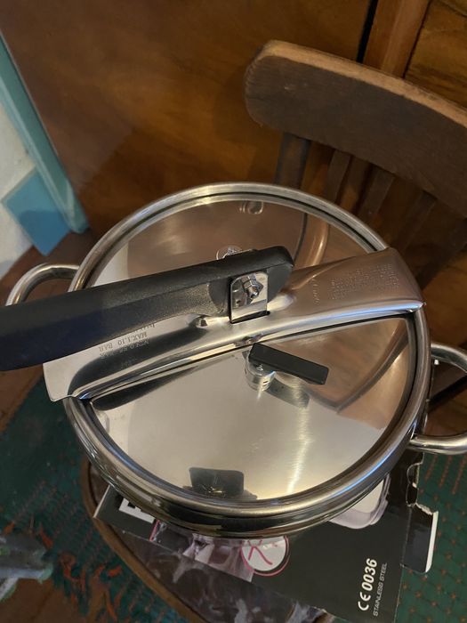 Тенджера под налягане