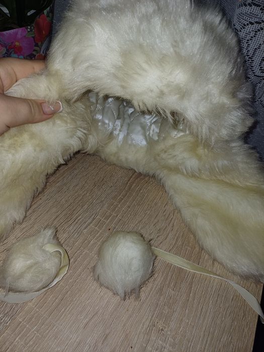 Căciulă de blană artificială