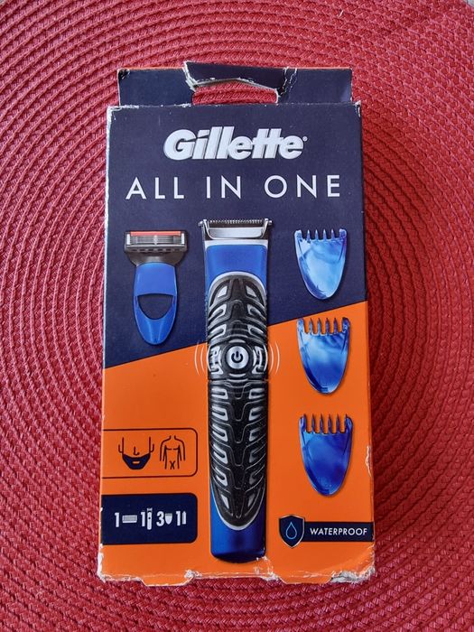 Vand mașină de tuns și ras Gillette produs Nou
