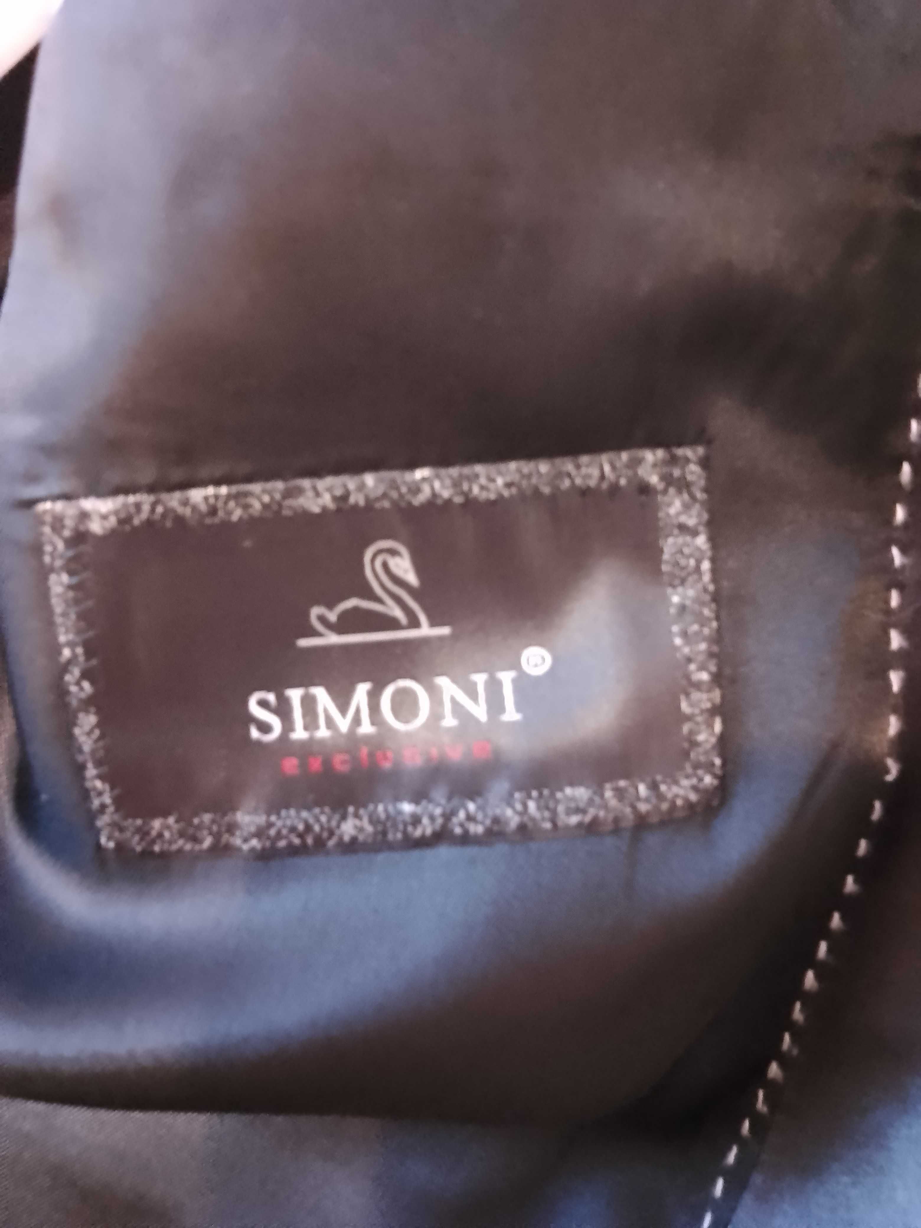 Продам мужской костюм бренда Simoni