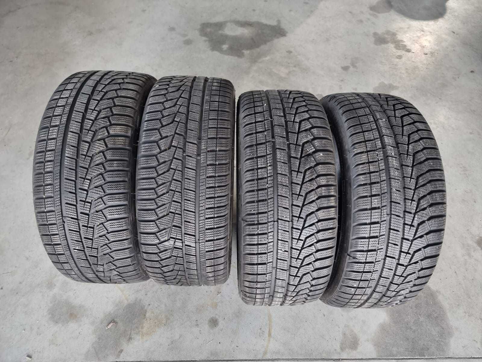 4 Anvelope IARNA 215.45.17 'Hankook' ; stare foarte buna
