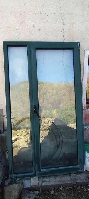 Алуминиева врата
