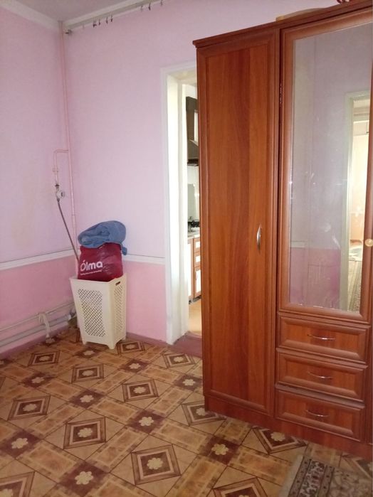 Uy ijarag beriladi. Sergeli 4 dan arentr yarmarka bozor