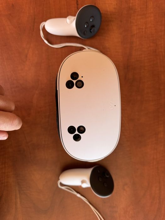 Очила за виртуална реалност OCULUS META QUEST 3S 128GB EU