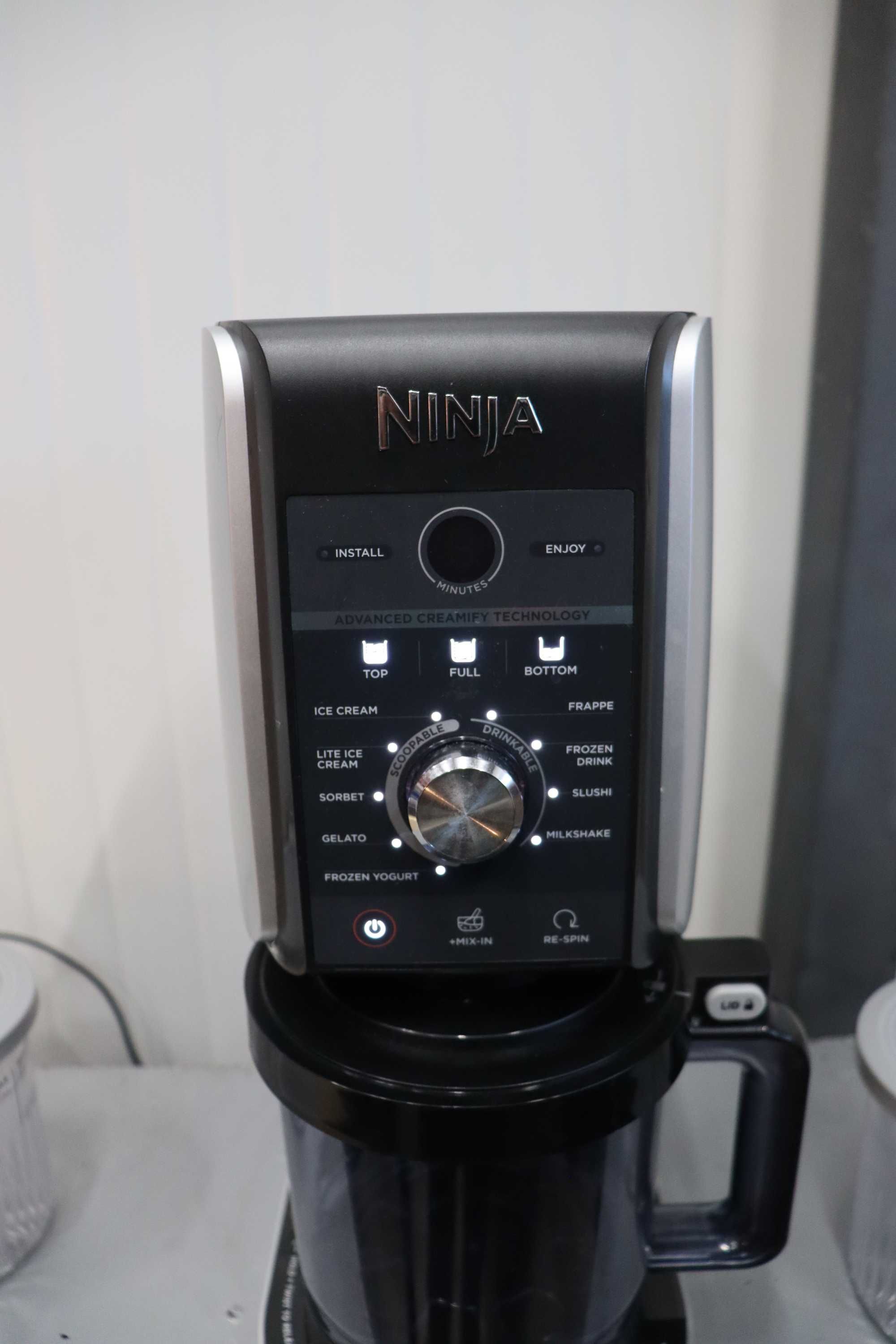 Ninja NC501 CREAMi Deluxe 11в1 сладолед, сорбета, смутита,зам. напитки