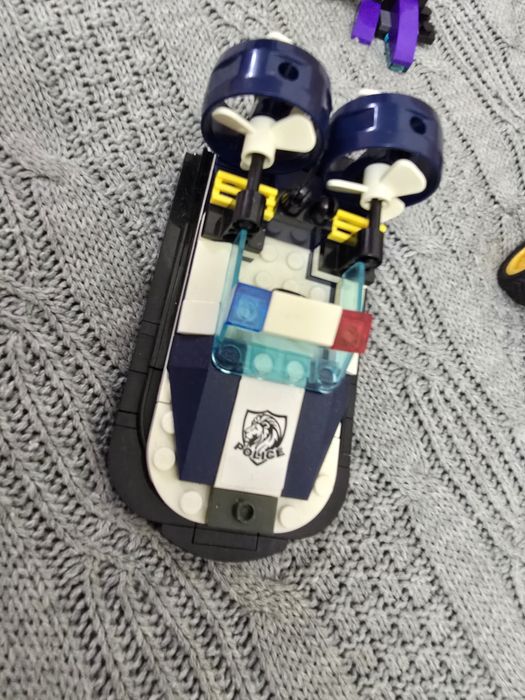 Продаю лего наборы