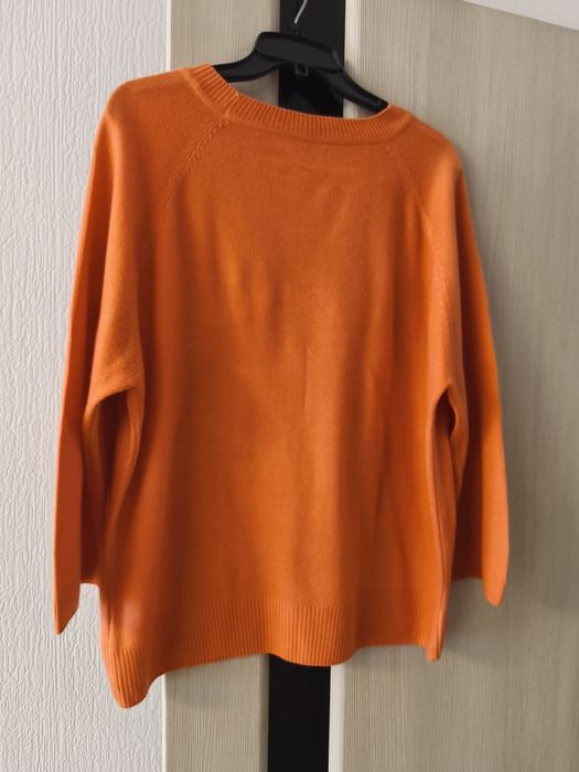 Продам кофты , состояние хорошее,цена от 5 тысяч тенге