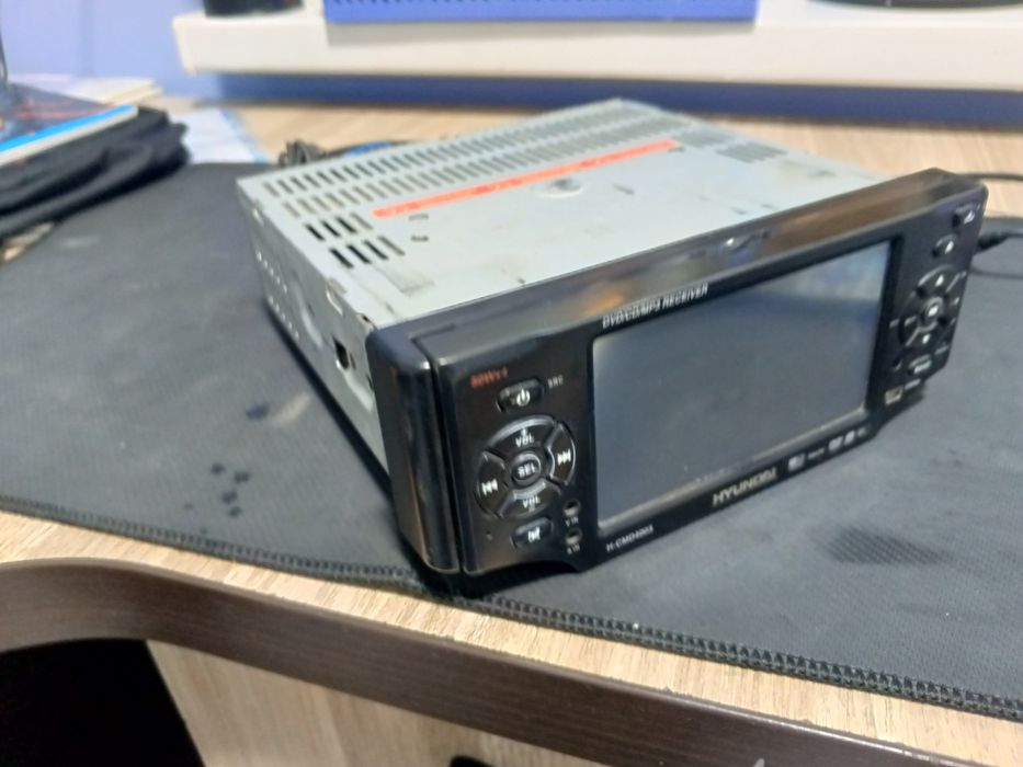 Продам магнитолу Hyundai H-CMD 4003