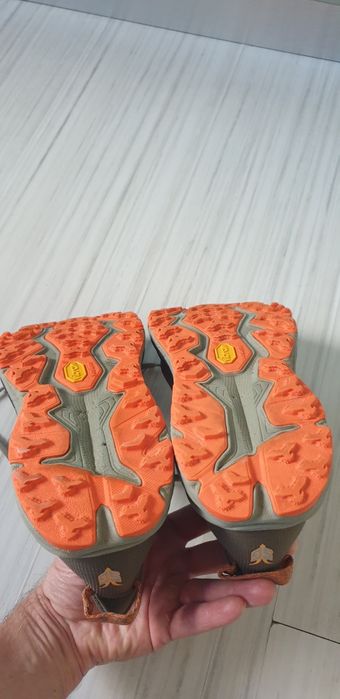 Hoka Speed Goat 6 Vibram  40 2/3/25.5 см  ОРИГИНАЛ! Мъжки Маратонки!