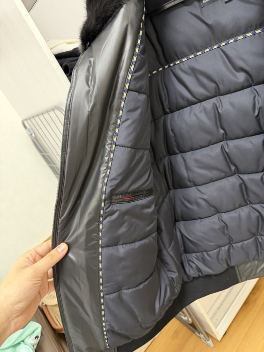 Продам зимнюю куртку