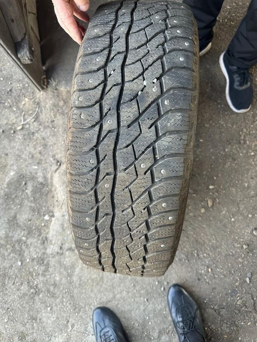 Продам зимние шины R17