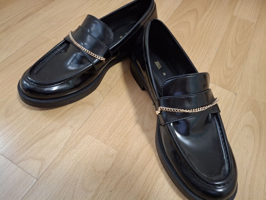 Черни луфъри зара