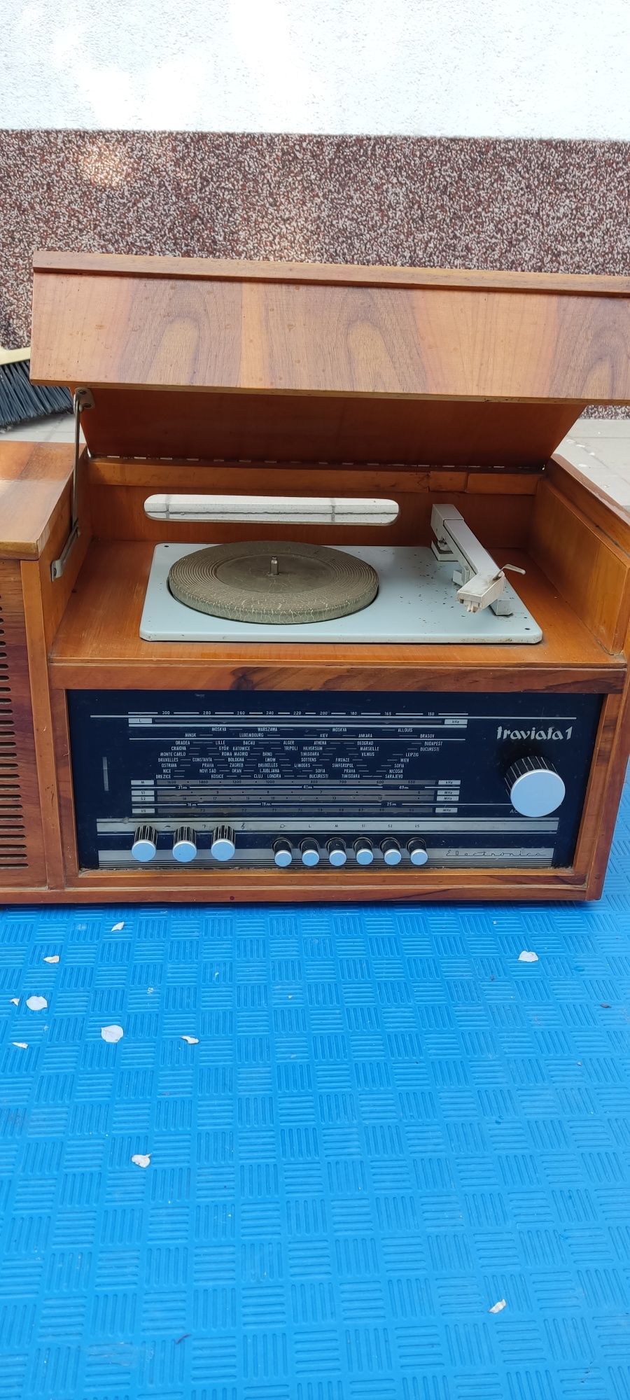 Radio vechi Traviata