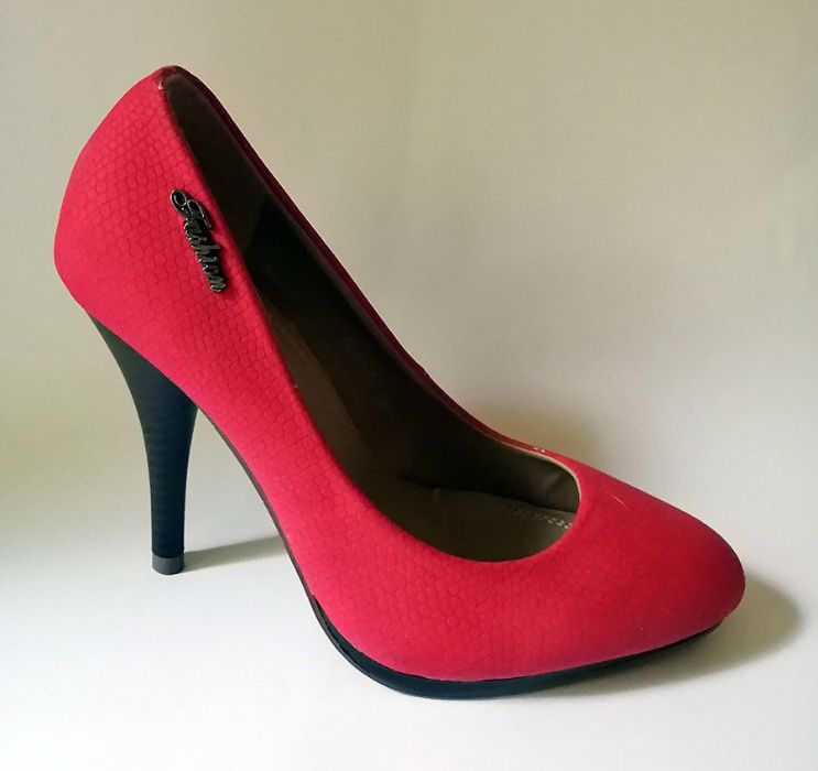 pantofi rosii - marimea 36, toc 10 cm