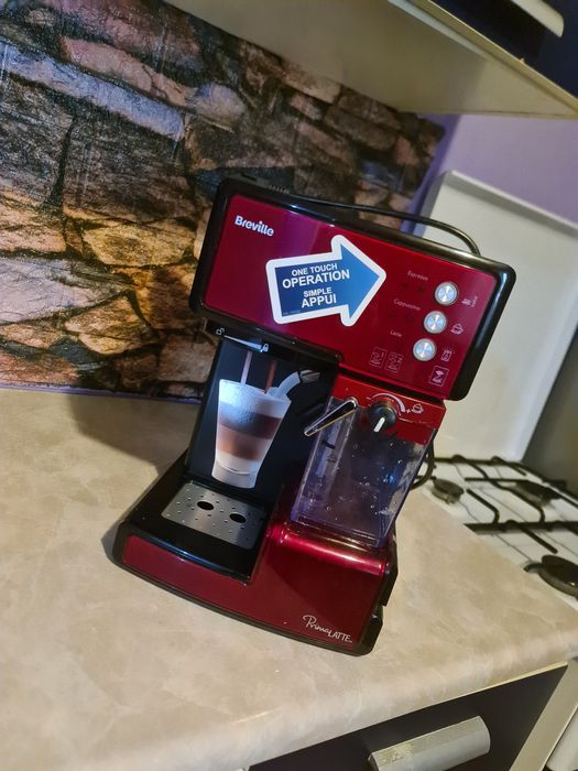 Aparat cafea Breville – Espresso, Cappuccino & Latte – Ca nou!

Este a
