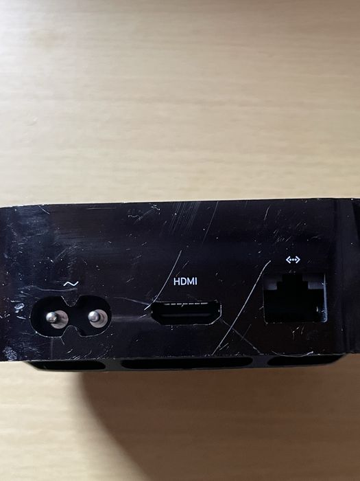 Apple tv gen4 A1842 32gb