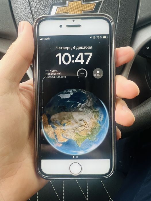 Айфон 8 пррдам 64гб