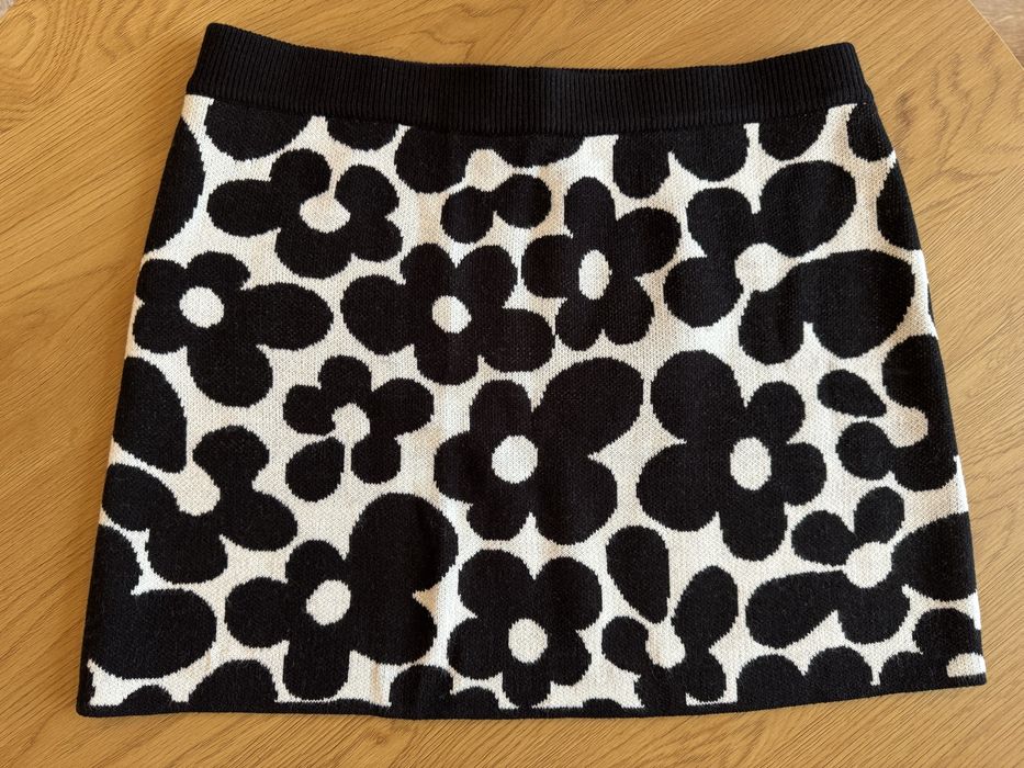 Къси дамски поли