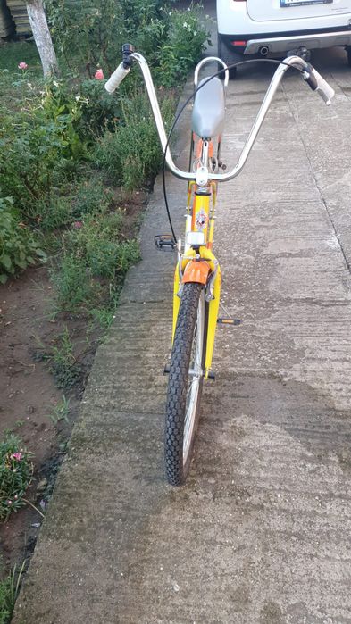 Bicicleta de vânzare